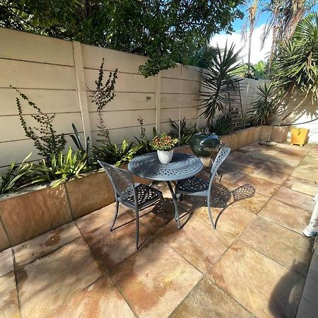 De Blauwvoet - Flamingo Apartment Cape Town Exterior photo